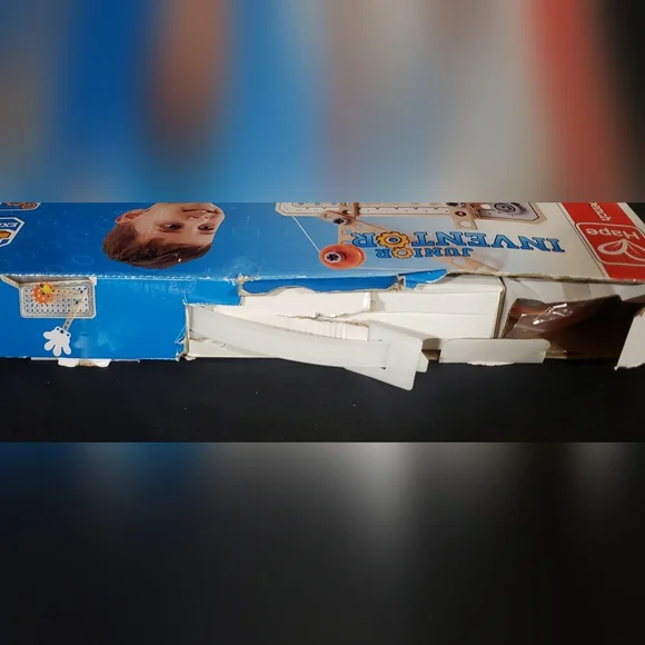 HAPE Junior Inventor Discovery Scientific Workbench - Picture 3 of 3